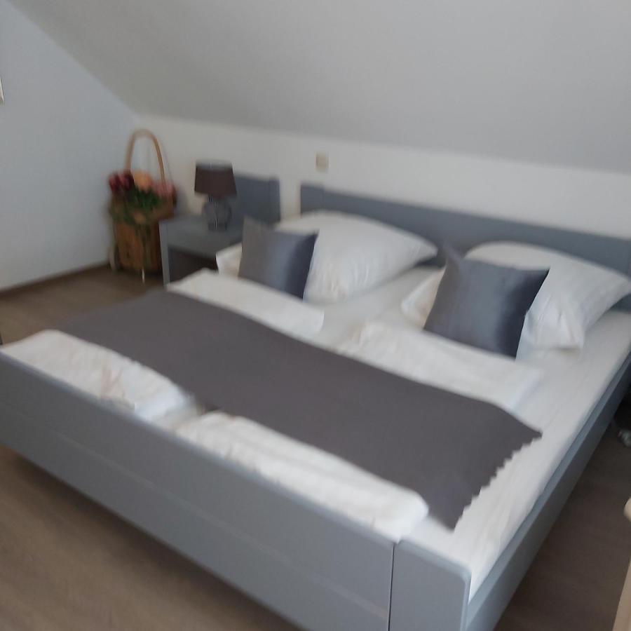 Apartament Kleine Altstadt Oase Bernkastel-Kues Zewnętrze zdjęcie